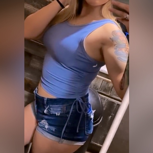 Adjustable ribbed tie side tank top - Picture 2 of 6